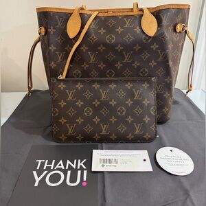 Louis Vuitton Monogram Neverfull MM Beige Tote w/ pouch and bag organizer insert